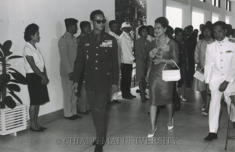 Royal visit to the Department of Chemistry - Photo 1