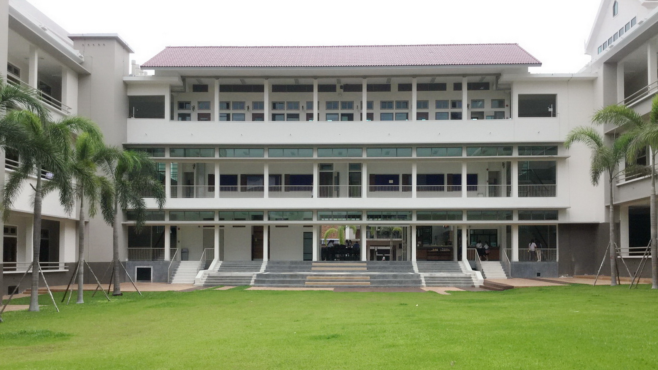 Present-day CB1 Building - Photo 4