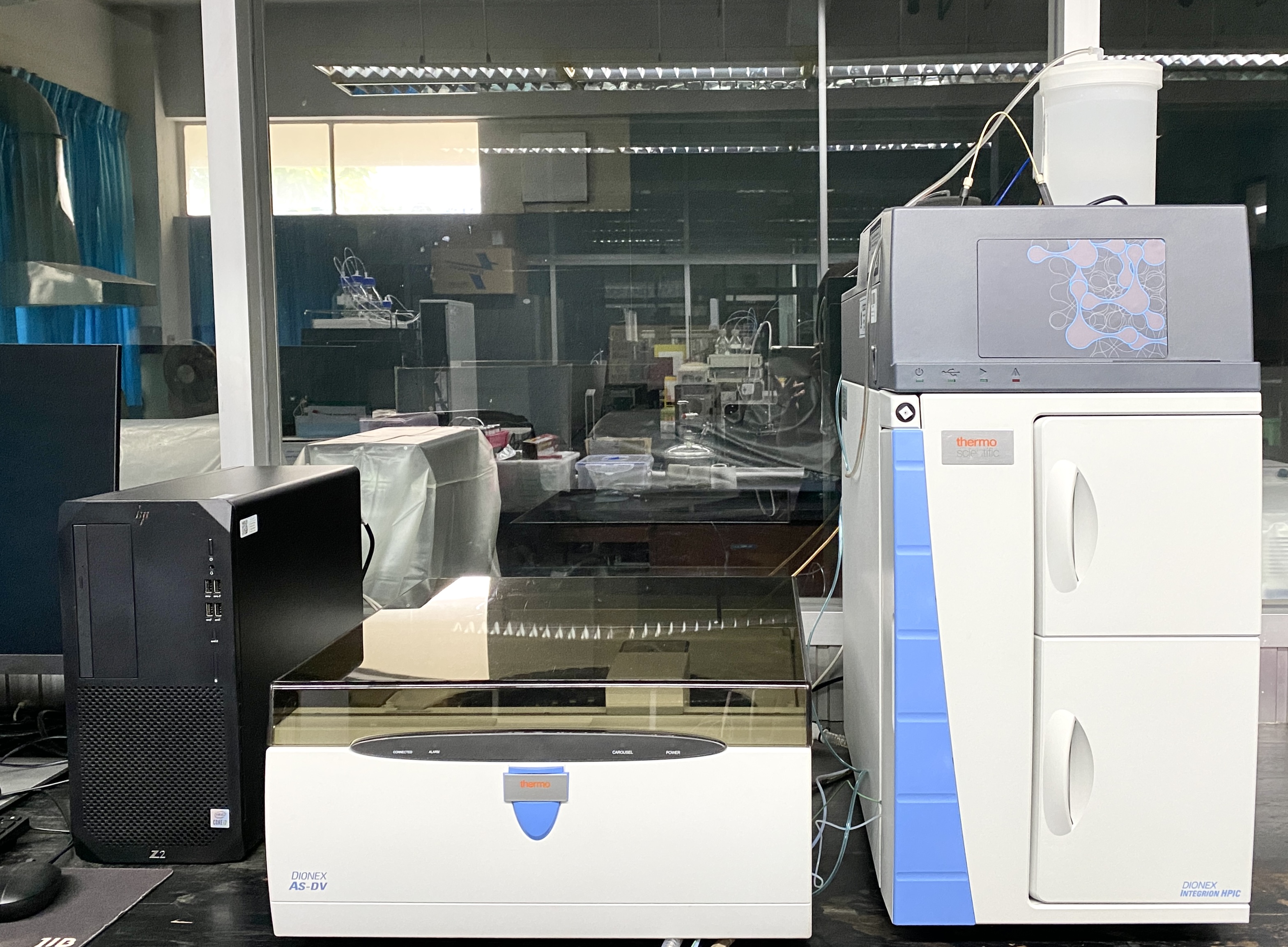 Ion chromatograph (IC)