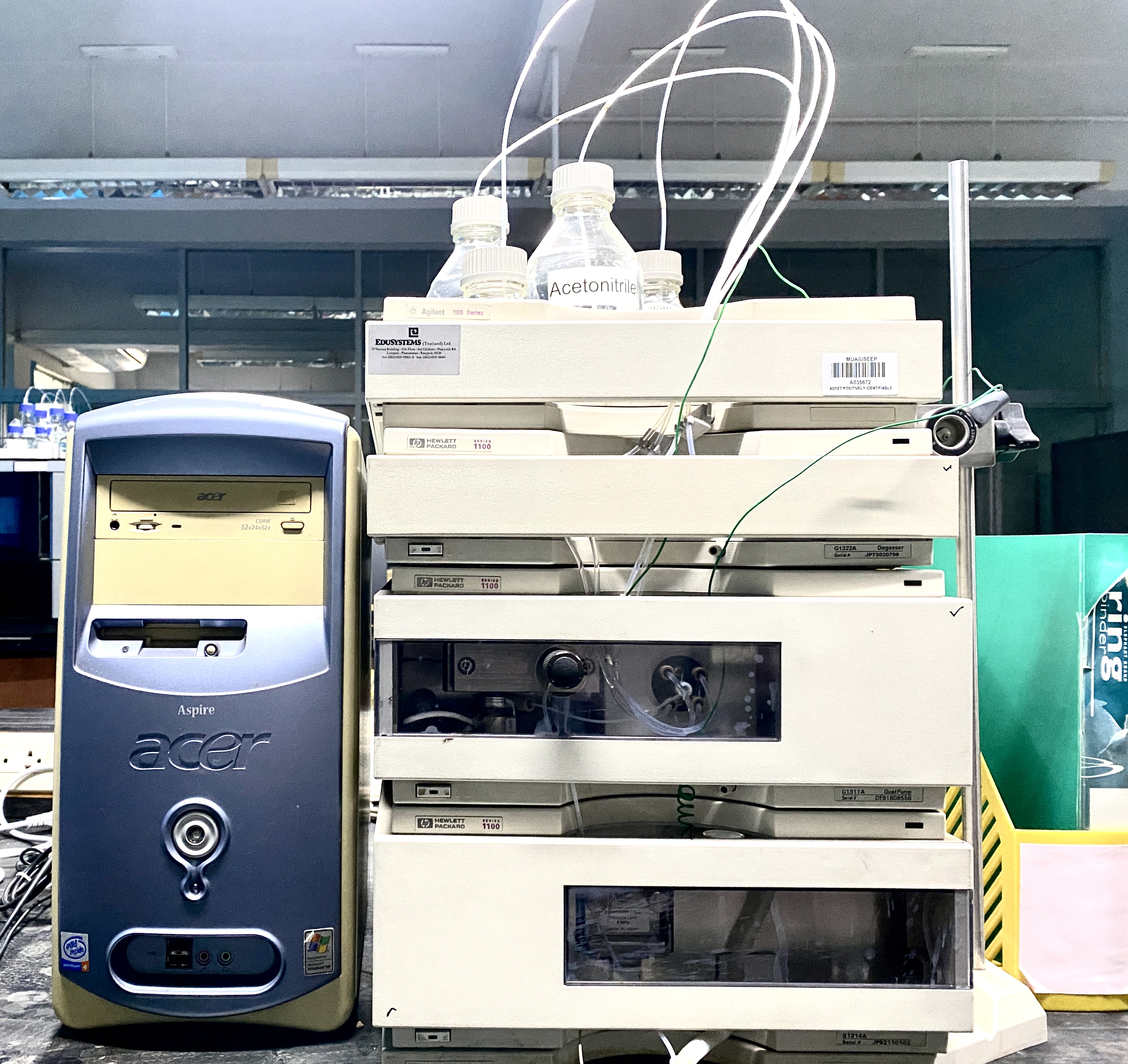 High performance liquid chromatograph-Variable wavelength detector (HPLC-VWD) 02